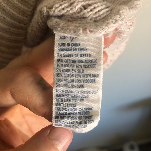 AEO Cream Knit Sweater Cropped 3/4 Sleeve - Picture 4 of 4